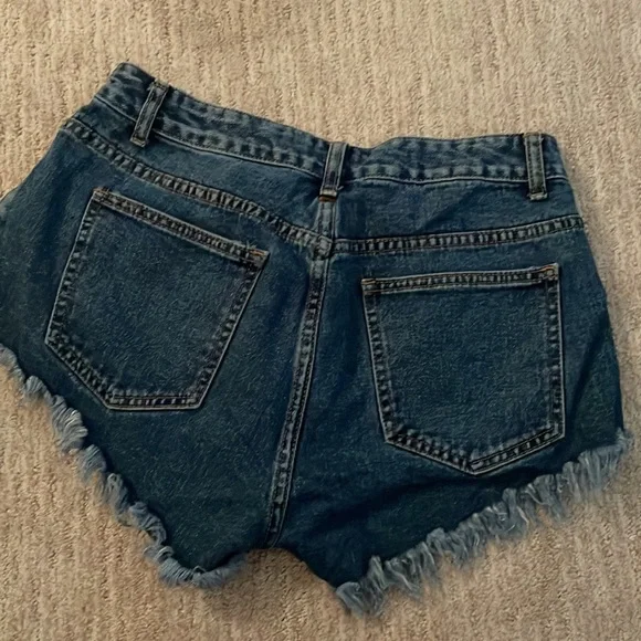 Jean, Ripped - Picture 2 of 2